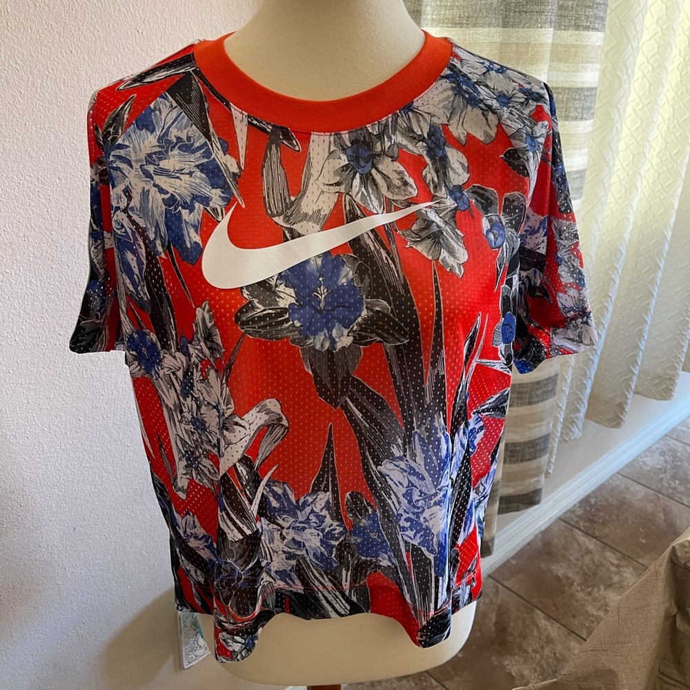 Nike Crop Crew Neck Shirt Short Sleeve